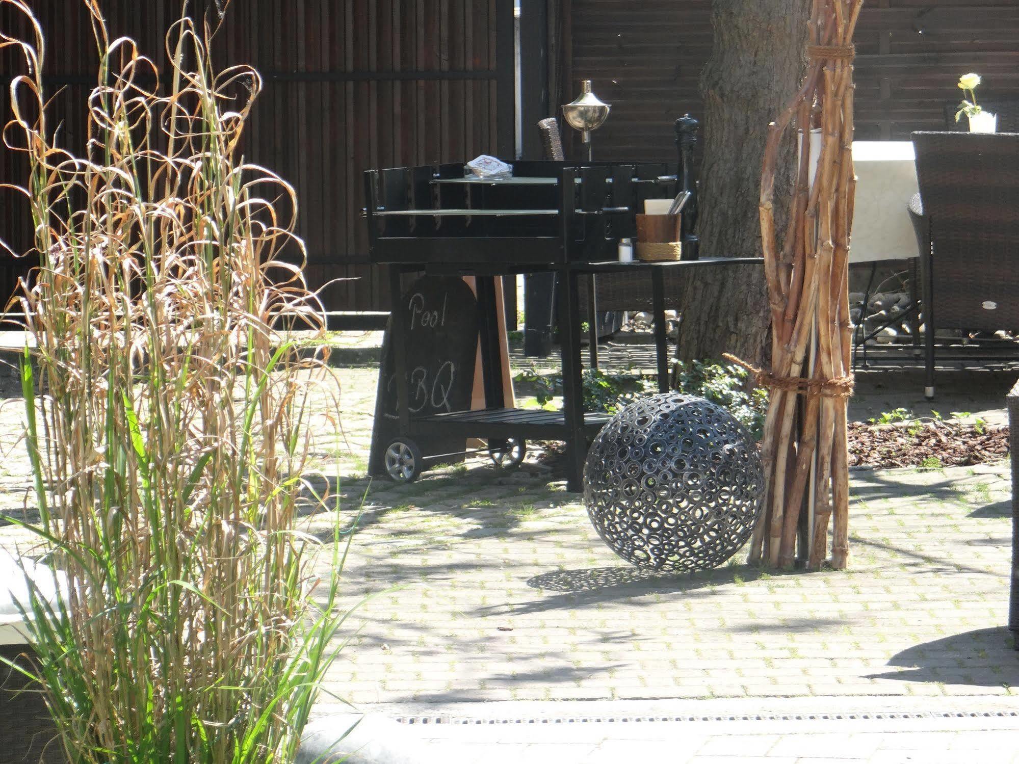 Hotel Schützenhof mit Loungegarten Bürstadt Exterior foto